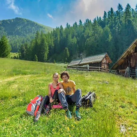 Appartamento Inviting Near Skiing *