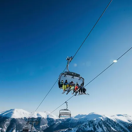 Inviting Near Skiing * Turracher Hohe